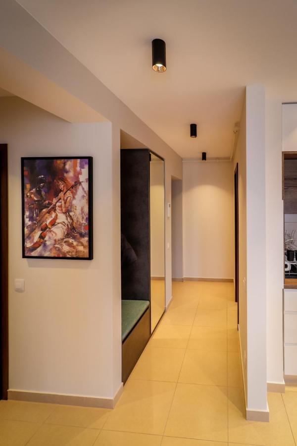 Lux Green Apartament 2 Apartment Brasov Luaran gambar