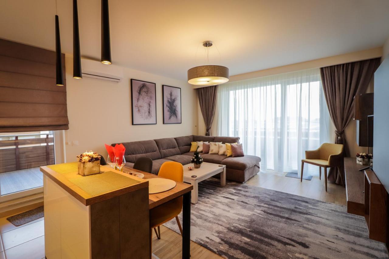 Lux Green Apartament 2 Apartment Brasov Luaran gambar
